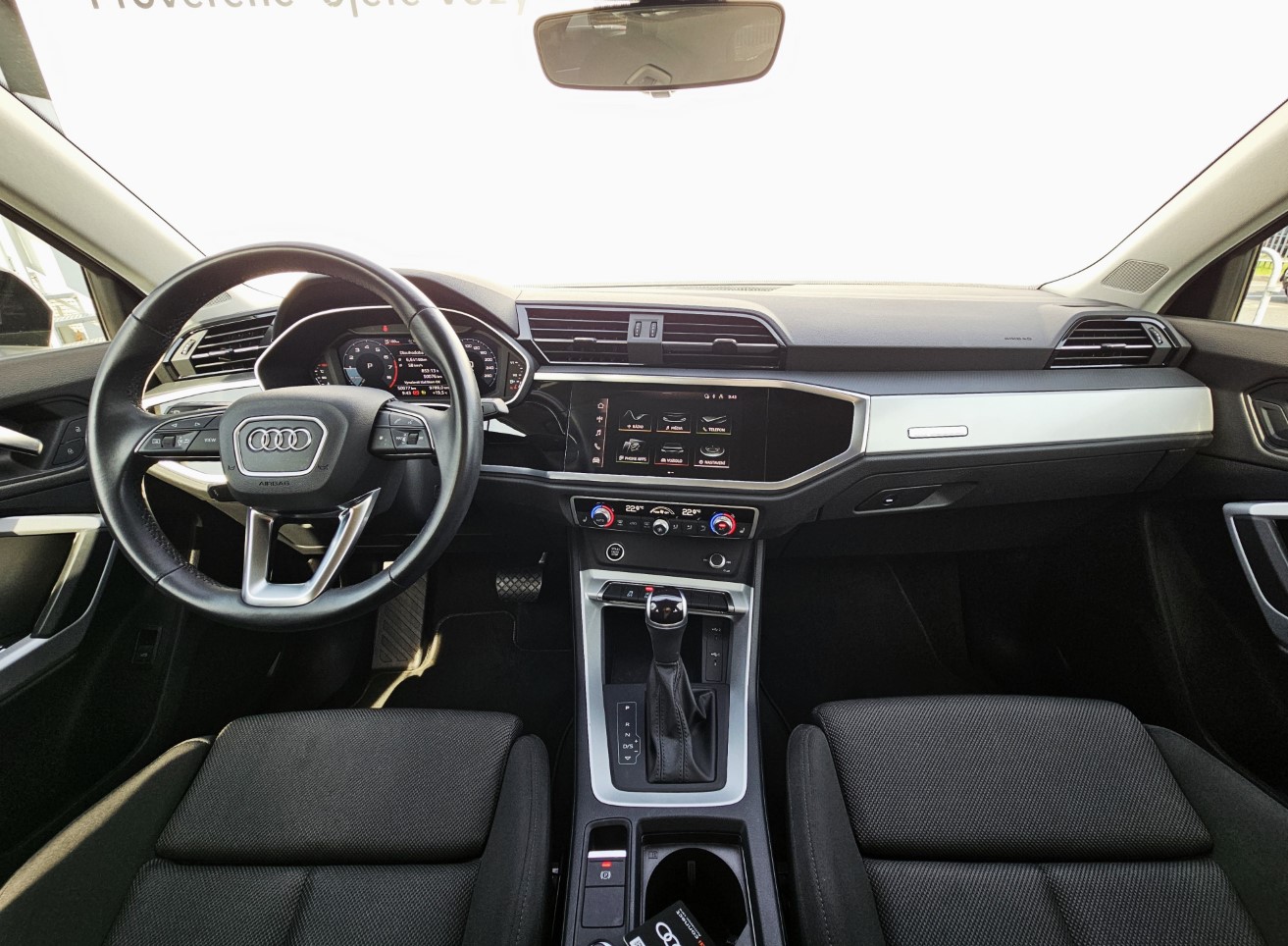 8-Vlastni-68999e2919cdc.jpg