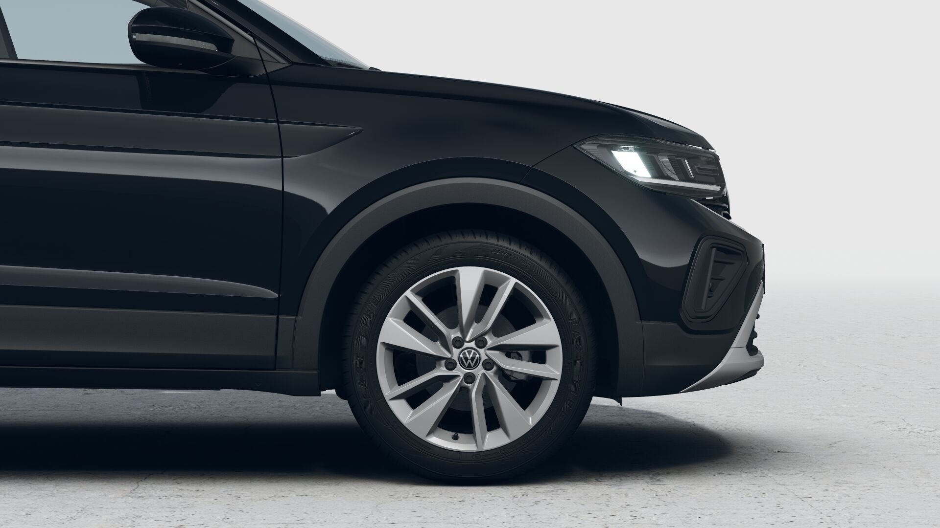 front-zoom-15-67bd6903d5f15.jpg