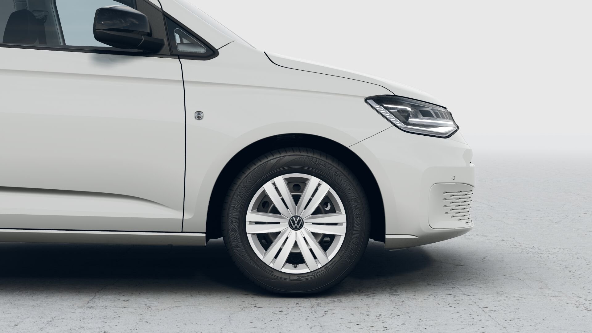 front-zoom-4-67eff5170ce89.jpg